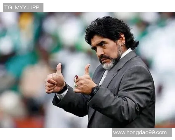 足球明星意外曝光私密照引发热议球迷反应各异 足球明星意外曝光私密照引发热议球迷反应各异